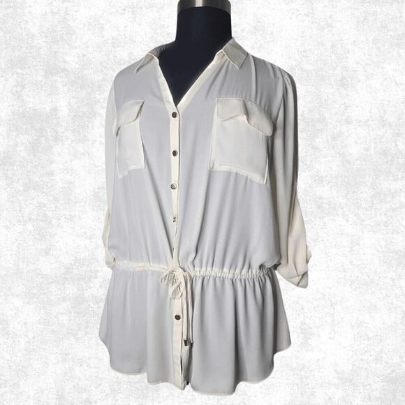 Lane Bryant Ivory Button Front Blouse – Size 18/20 - Picture 5 of 7